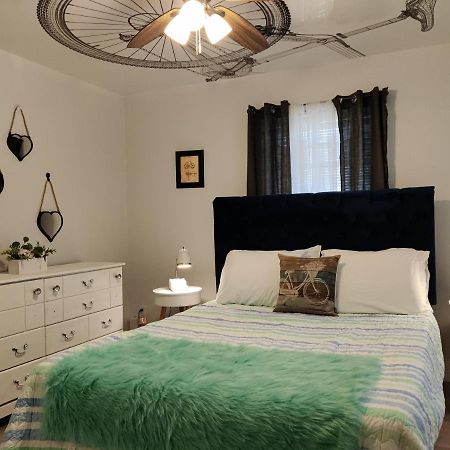 Venice Beach Within 5 Min Drive, Near The Tennis Courts And Park, Sleeps 5 Nokomis Kültér fotó