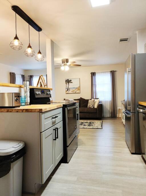 Venice Beach Within 5 Min Drive, Near The Tennis Courts And Park, Sleeps 5 Nokomis Kültér fotó