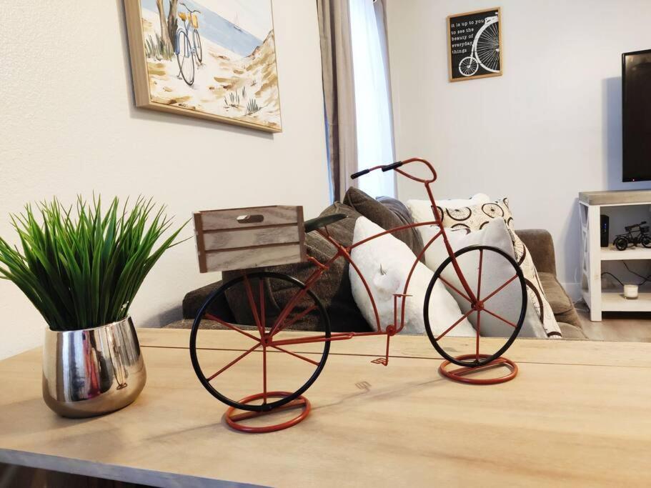 Venice Beach Within 5 Min Drive, Near The Tennis Courts And Park, Sleeps 5 Nokomis Kültér fotó