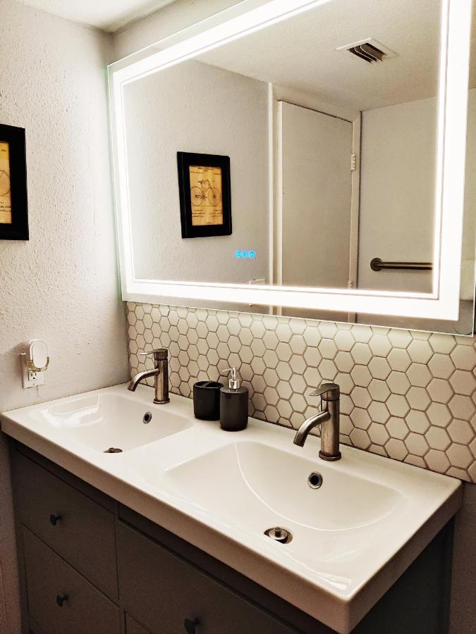 Venice Beach Within 5 Min Drive, Near The Tennis Courts And Park, Sleeps 5 Nokomis Kültér fotó